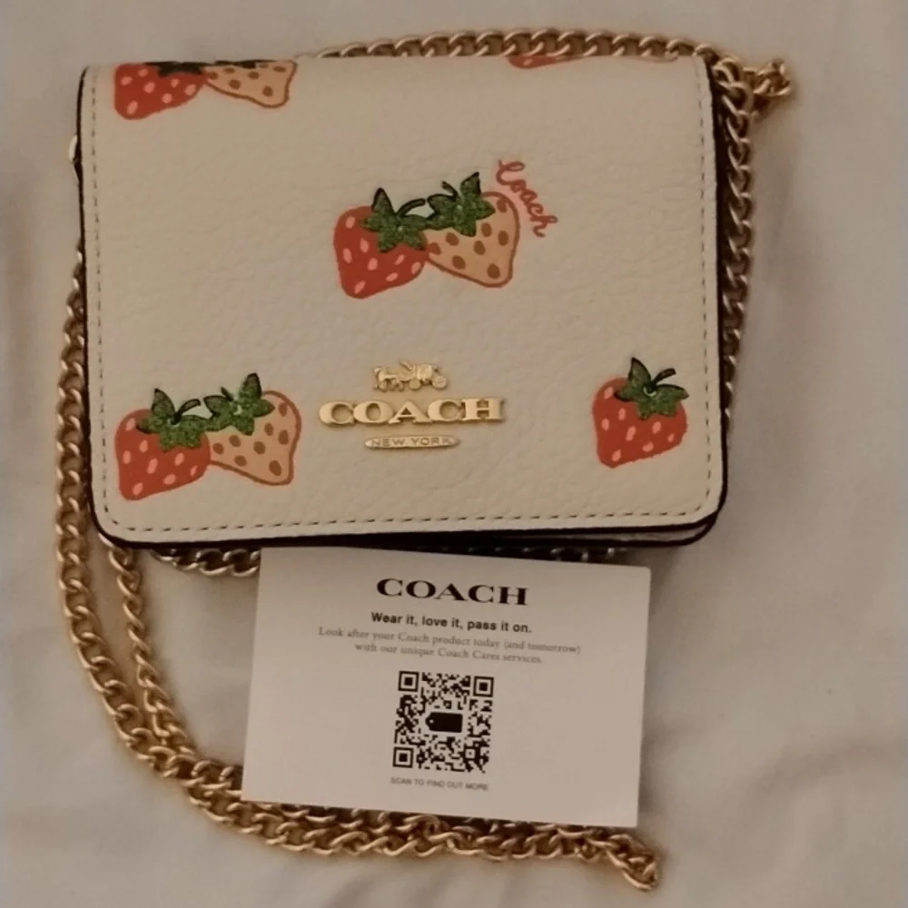 Coach Mini Wallet On A Chain Clutch Crossbody Strawberries NWT - Picture 5 of 10